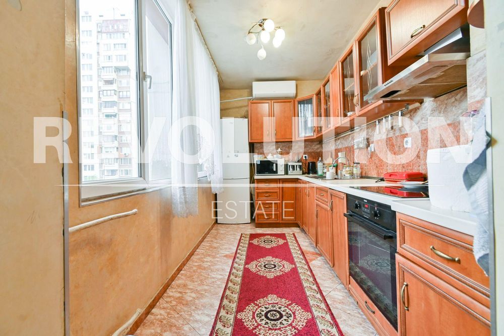 Дава се под наем Четиристаен апартамент в София, Зона Б-5 - 126 кв.м за 1400 € - Снимка #4