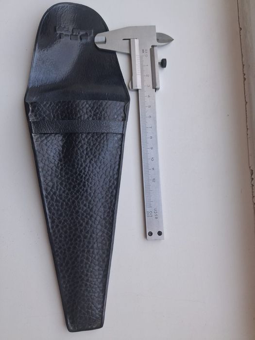 Продам штангенциркуль за 10