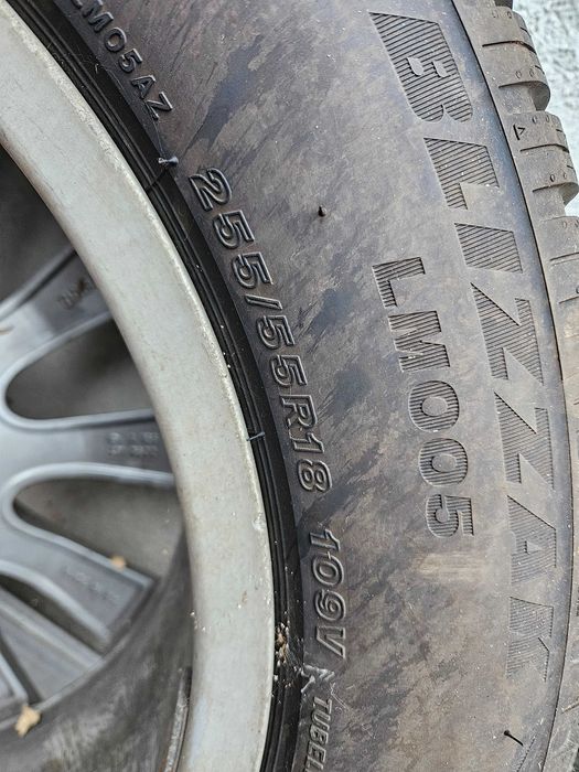 Джанти и гуми за ML164