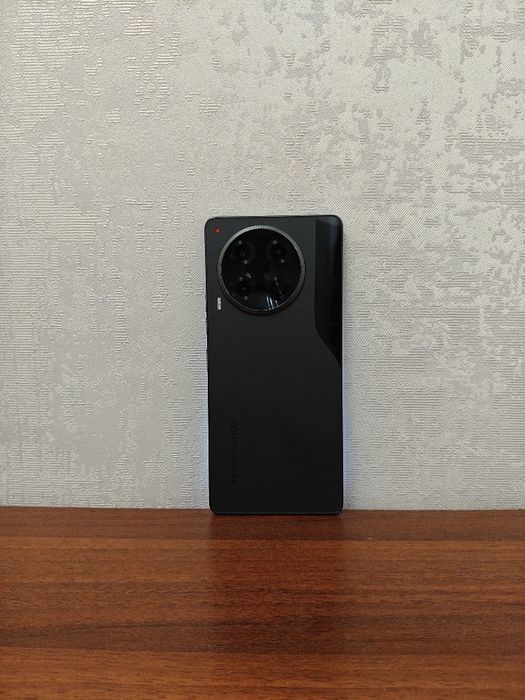 Tecno Camon 30 8/256