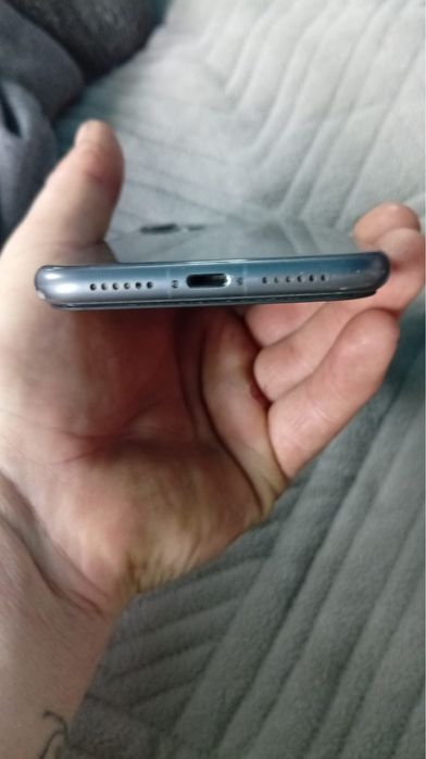 Продам айфон 11 либо обмен