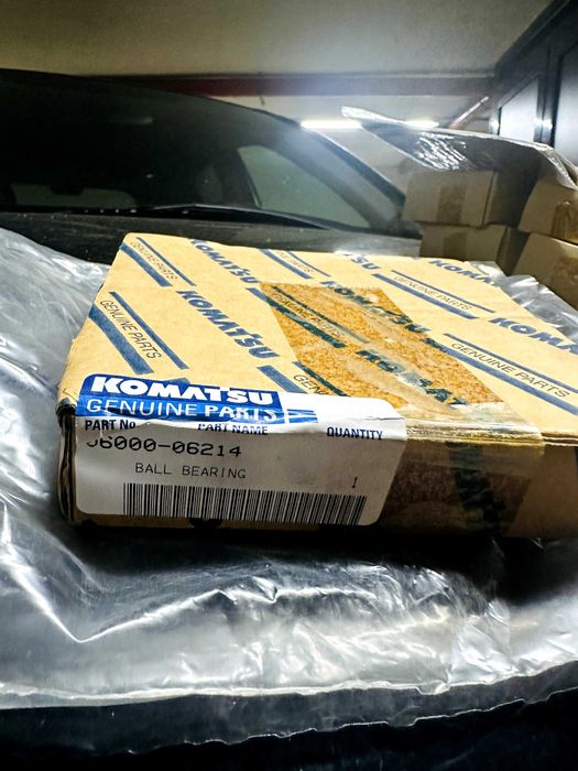 Нови ОРИГИНАЛНИ резервни части KOMATSU – голям избор
