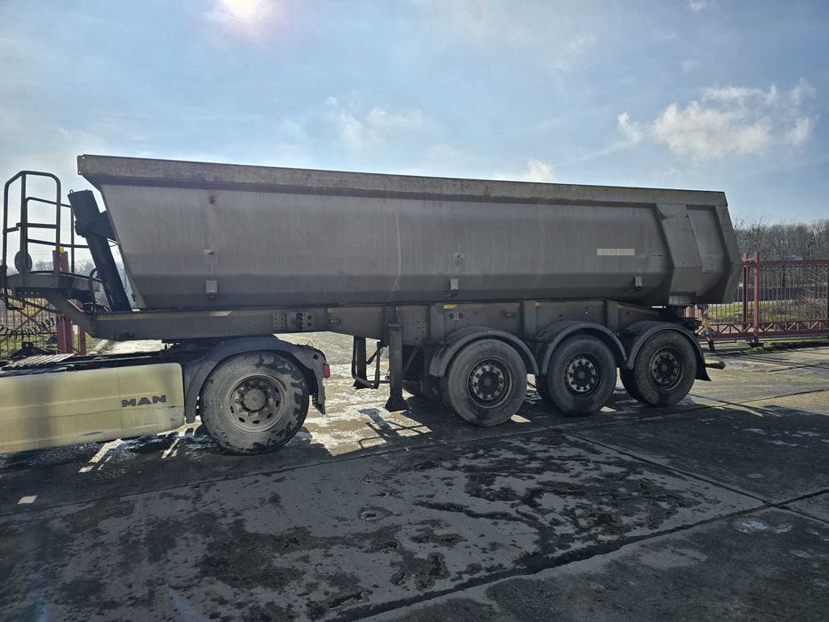 Semiremorcă basculantă Schwarzmüller SK