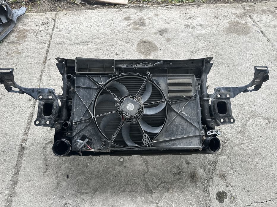 Tragar tragher trager calandru Skoda Octavia 2 1.9 TDI BXE / BKC