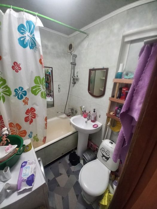 Продам 2 комнатную квартиру