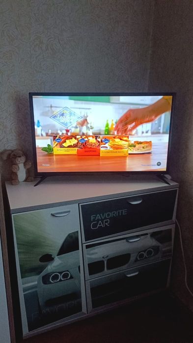 Продам телевизор Смарт