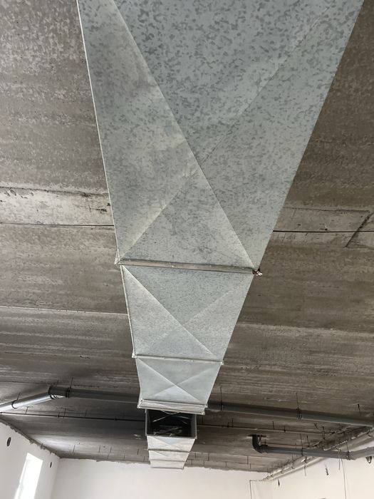 Вытяжка трубы продается Актау