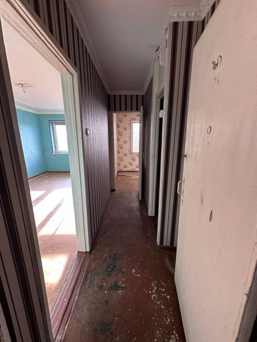 Широткада 4/4 этаж 1 хона уй ижарага берилади