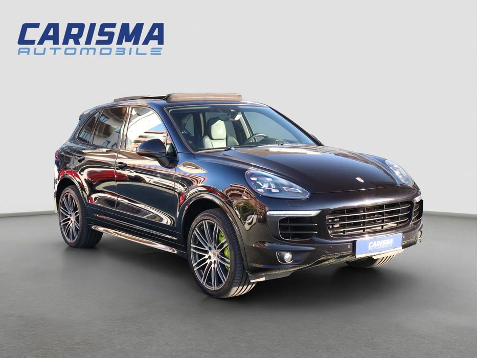 Porsche Cayenne PlugIn Hybrid I Pneumatic I Packet Chrono Sport