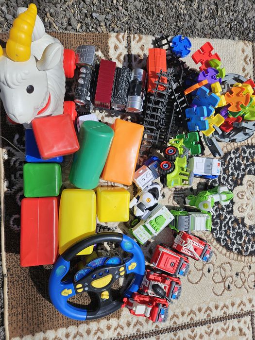 Игрушки для мальчика