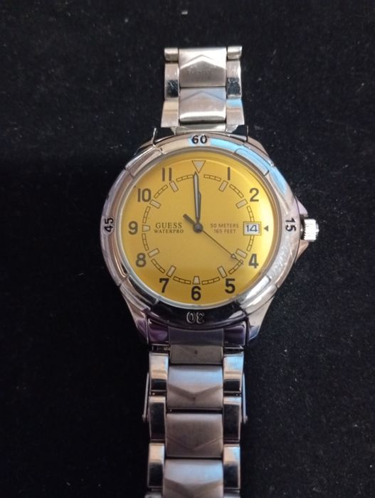 Vând ceasuri de damă