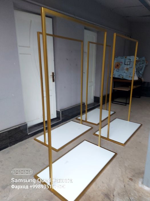 Вешалка для магазинов