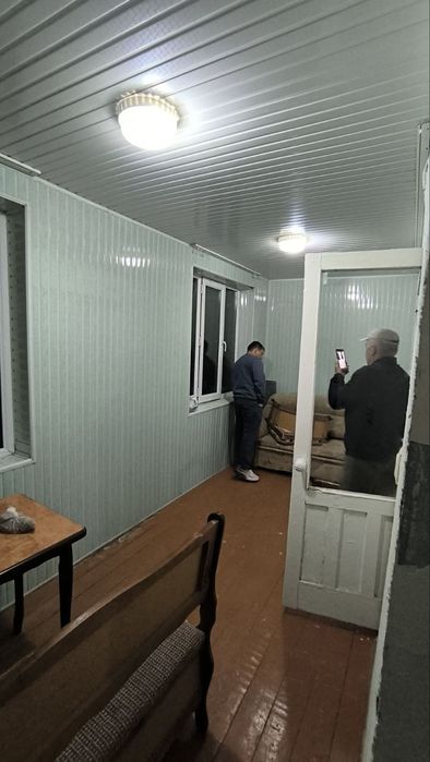 Kvartira sotiladi.Srochna.  Bektemir rayoni zaksi orqasida