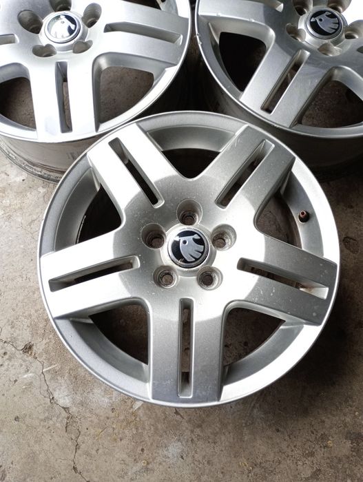 4 jante aliaj 5x100 R15 Skoda Octavia 1 Tour Roomster kamiq Praktik Rapid scala Fabia w polo golf 4 bora