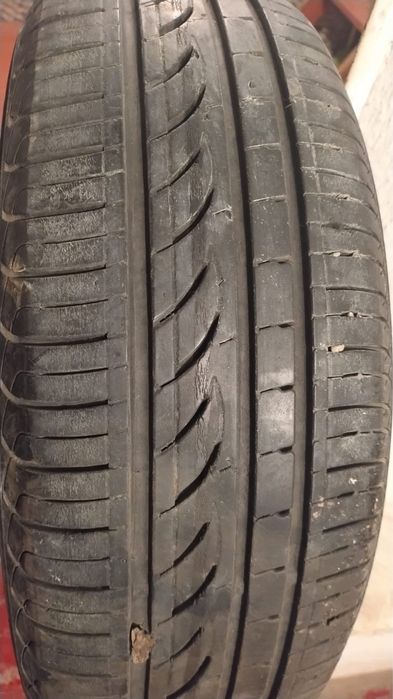 Авто шина летнии