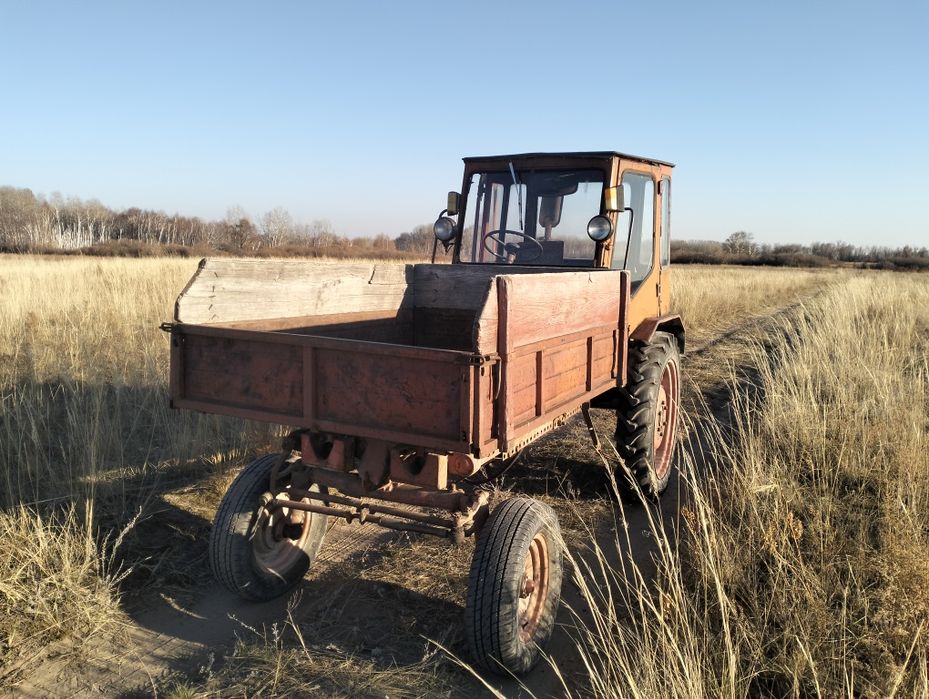 Продам трактор Т-16