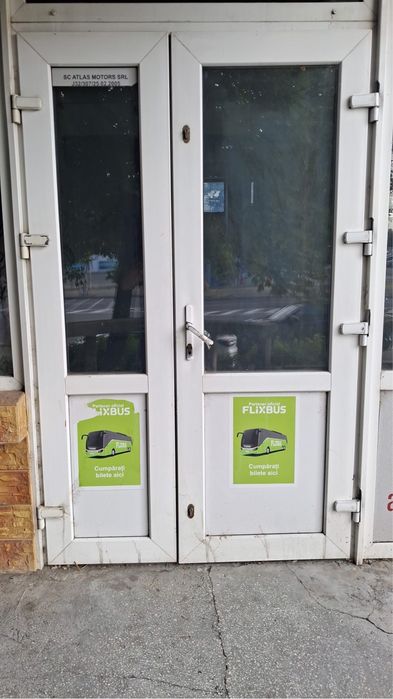 Inchiriez spatiu comercial Piata Mare