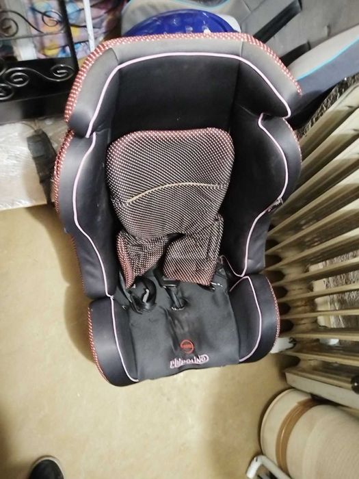 Бебешко столче за кола Chipolino