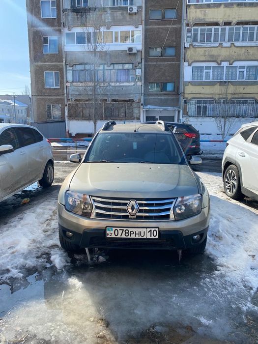 Продам рено дастер