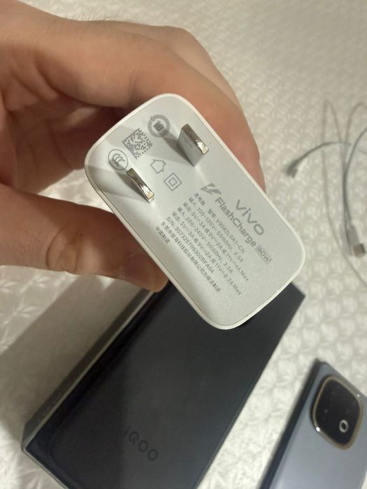 IQOO z10 turbo plus 12/256gb