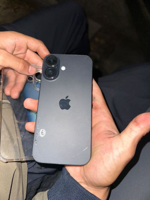 Iphone 16/ 128 gb/ 100 batery