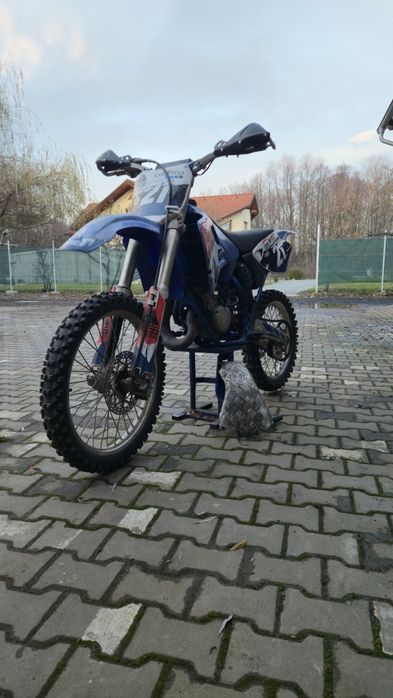 Vând Yamaha yz 125
