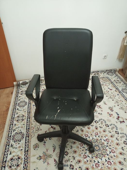 Продам кресло бу