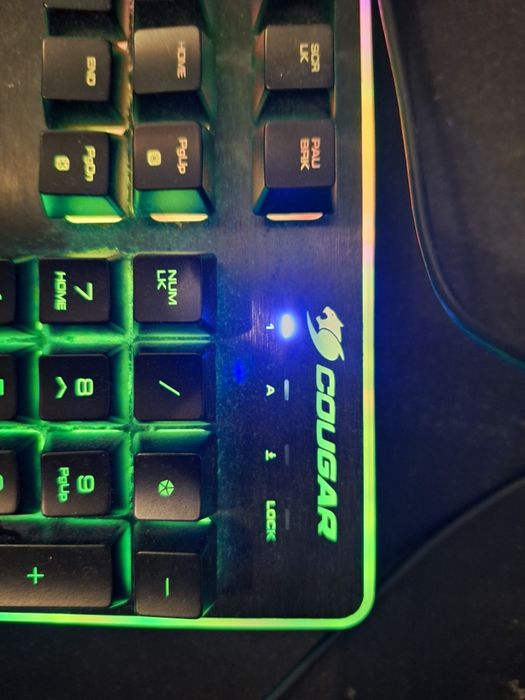 Геймърска клавиатурата и мишка Cougar