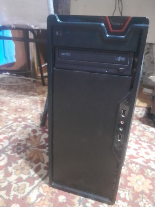 Продам два виндос 8,10