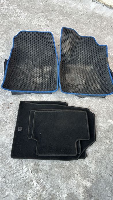 Продам полики на машину