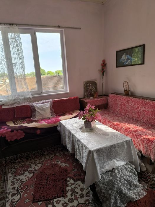 Продавам двустаен апартамент