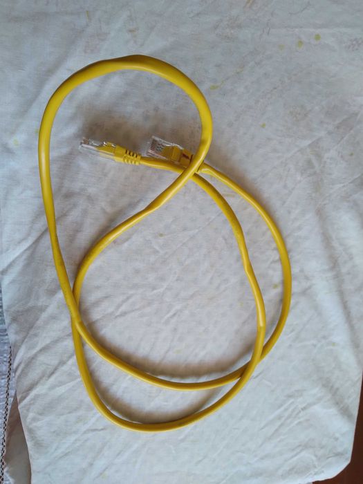 Кабел RG 45 1 метър