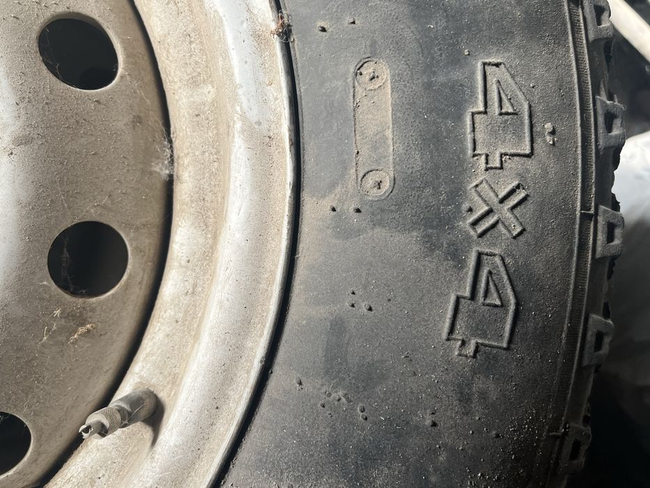 Шины модели К-151 в размере 225/75R16
