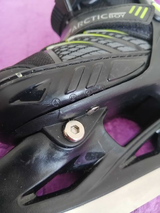 Продам коньки детские