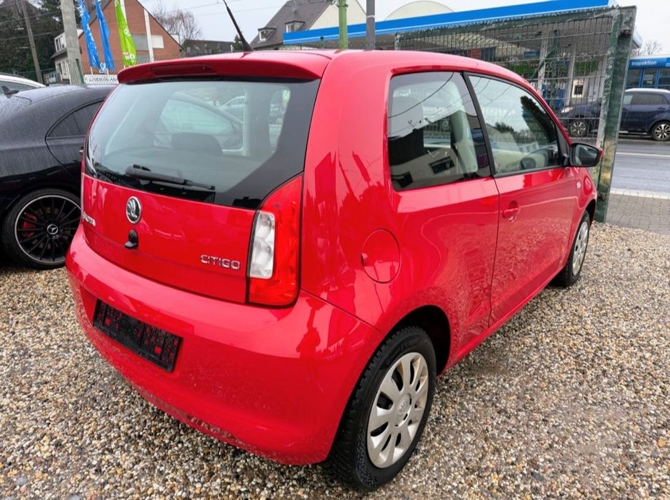 Skoda CitiGo 1.0Mpi 60cp E5 114000 km Înmatriculată Ro Navi,Distonic