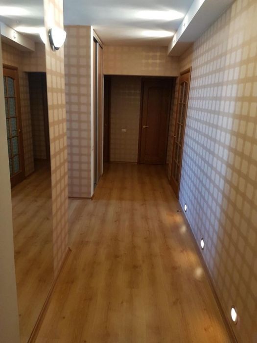 Квартира 100КВ.М с евроремонтом