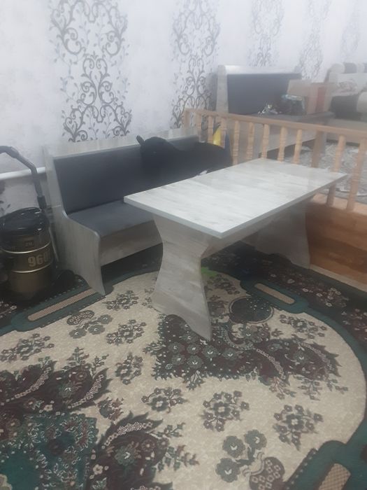 Угалок и стол сатылады