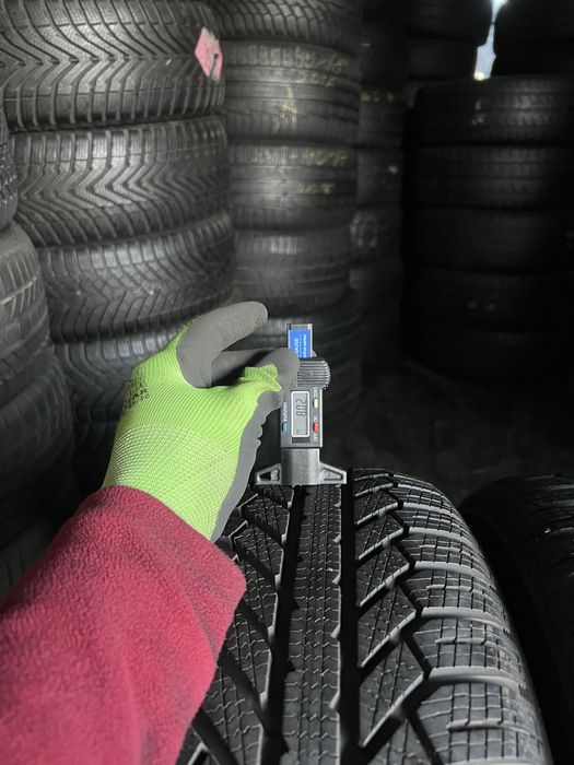 2 anvelope de iarna 205/60/16 Semperit 8 mm!