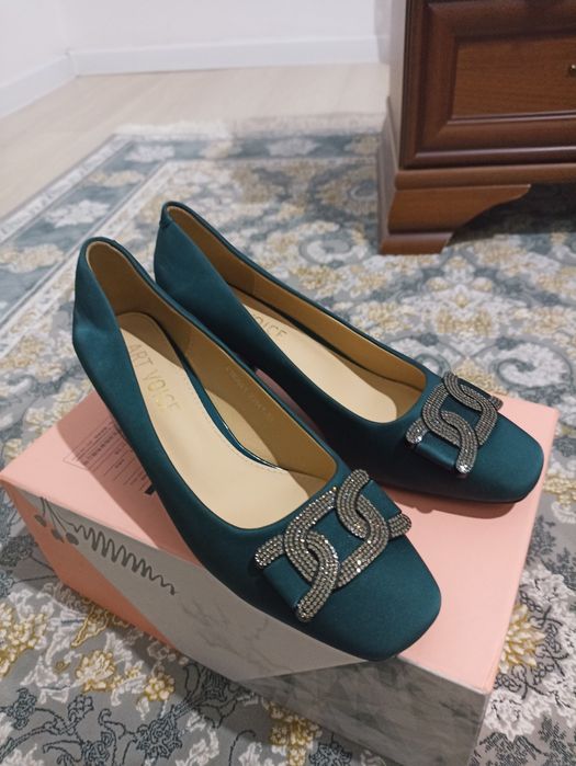 Корейский туфли   .