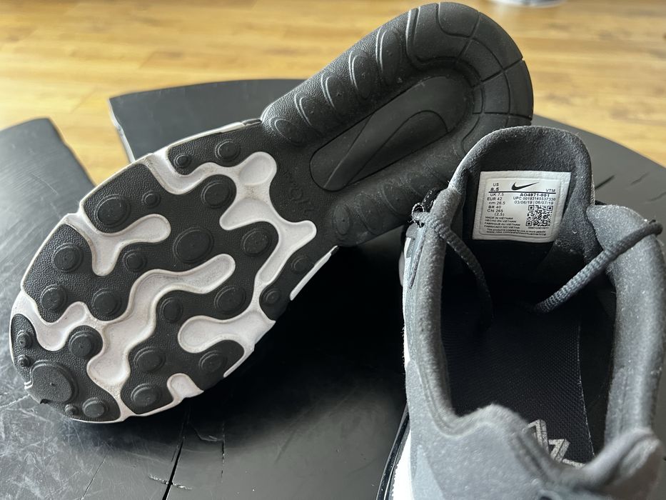 Vand adidasi Nike 270 React 42, noi Dosu Bricii • OLX.ro