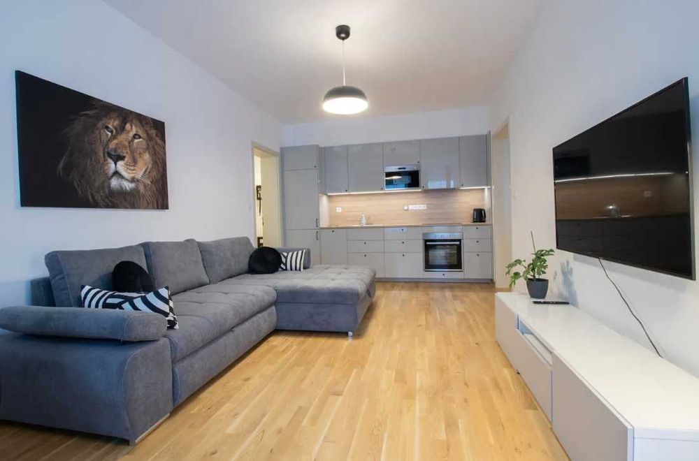 Дава се под наем Двустаен апартамент в Пловдив, Захарна фабрика - 60 кв.м за 275.4 € - Снимка #1