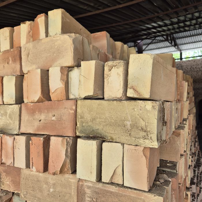 Кирпич красный кирпич