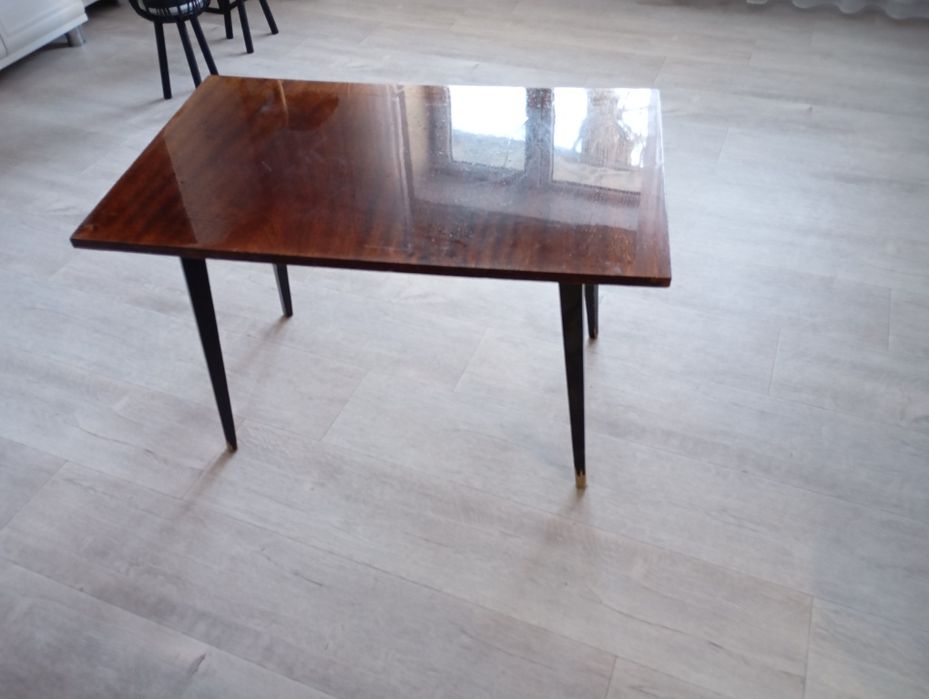 Продается журнальный столик