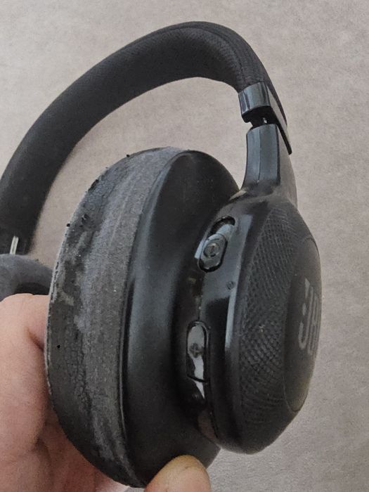 Наушники JBL E55BT бу