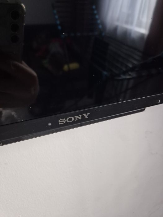 Телевизор sony bravia оригинал 109 см.на запчасти