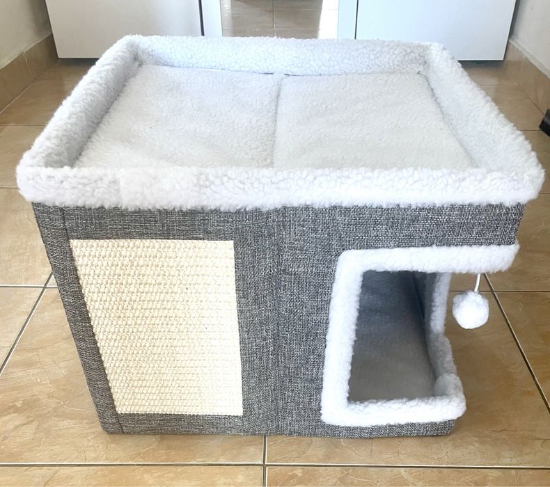 Котешка къща с драскалка