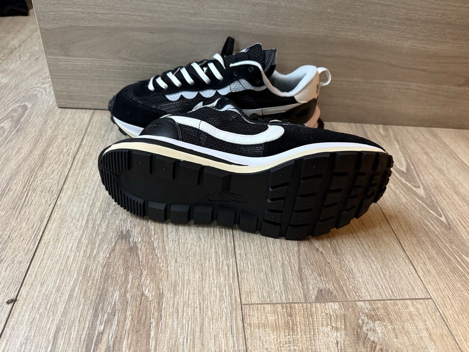 Nike Sacai Vaporwaffle Black and White