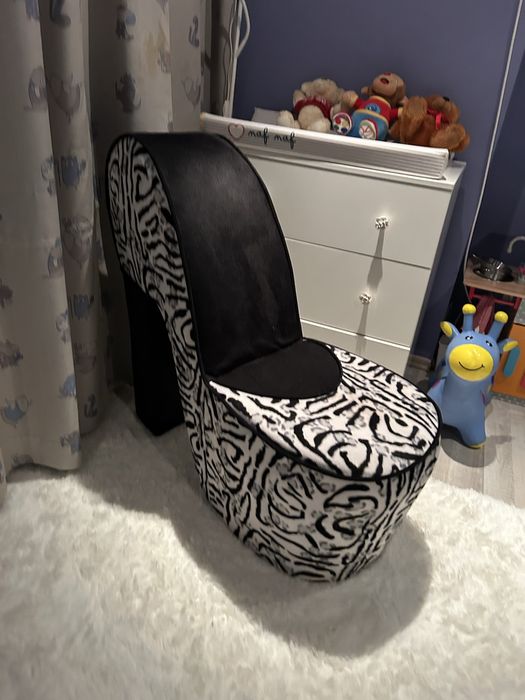 2 стола - токчета италиански дизайнерски