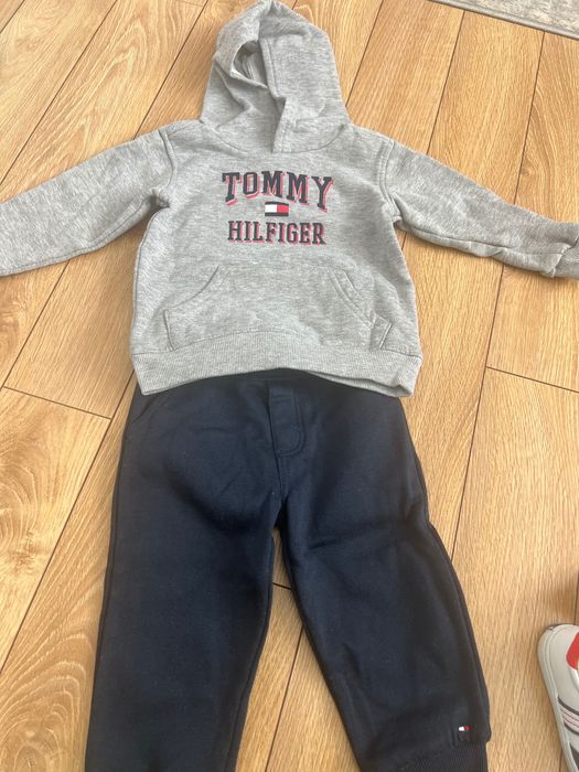 Ватиран екип Tommy Hilfiger