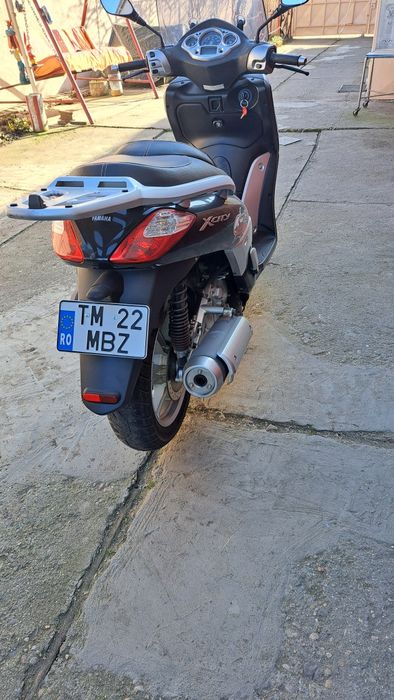 Yamaha x city 250